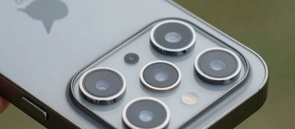 Understanding Modern Camera Sensors in Compact Smartphone Hardware
